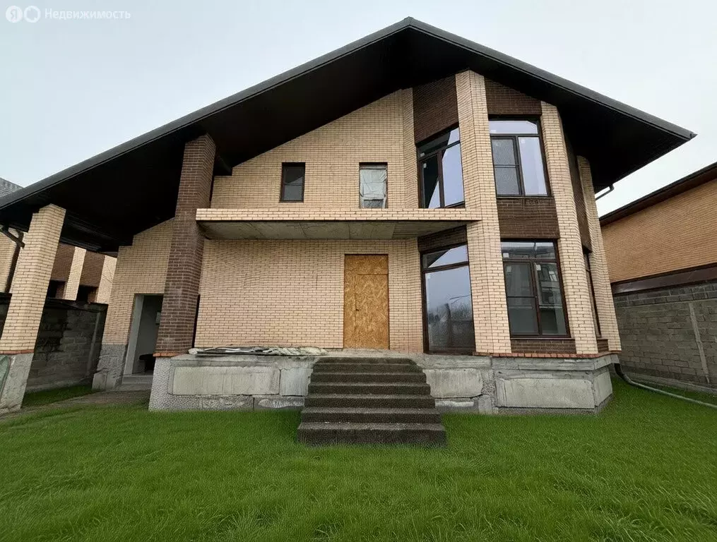 Дом в Владикавказ, проспект Коста, 12Ас4 (340 м) - Фото 1