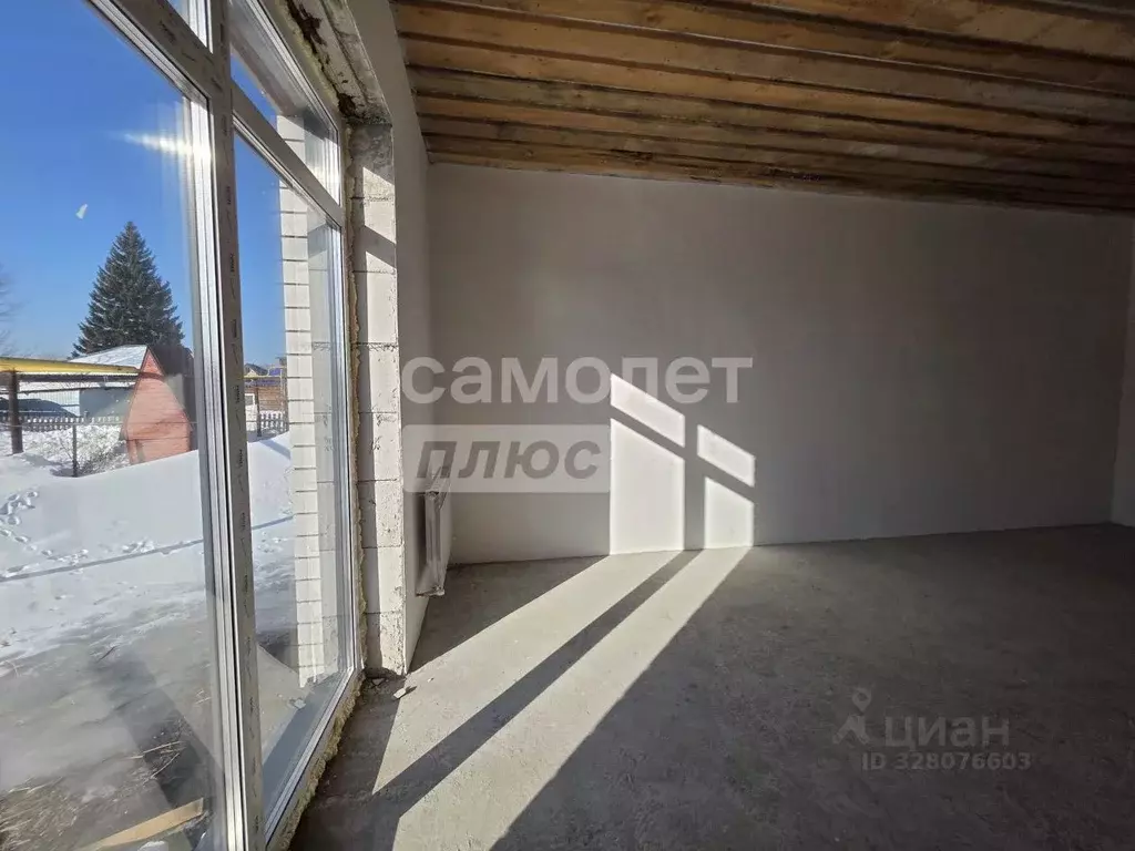 Дом в Алтайский край, Барнаул ул. Кутузова (130 м) - Фото 1