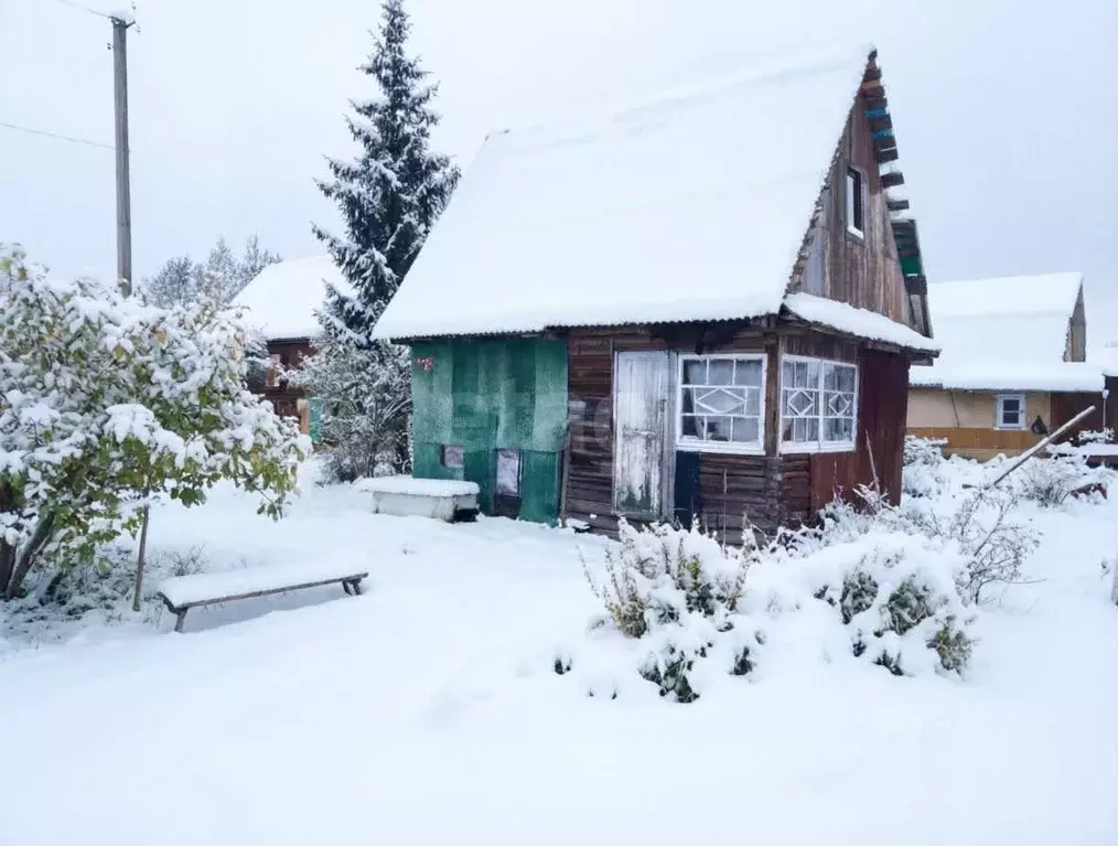 Дом в Ленинградская область, Киришский район, Кусинское с/пос, Дубок ... - Фото 1