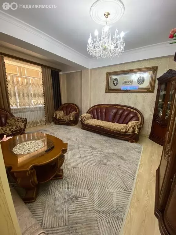 3-комнатная квартира: Махачкала, улица Каммаева, 36 (88 м) - Фото 2