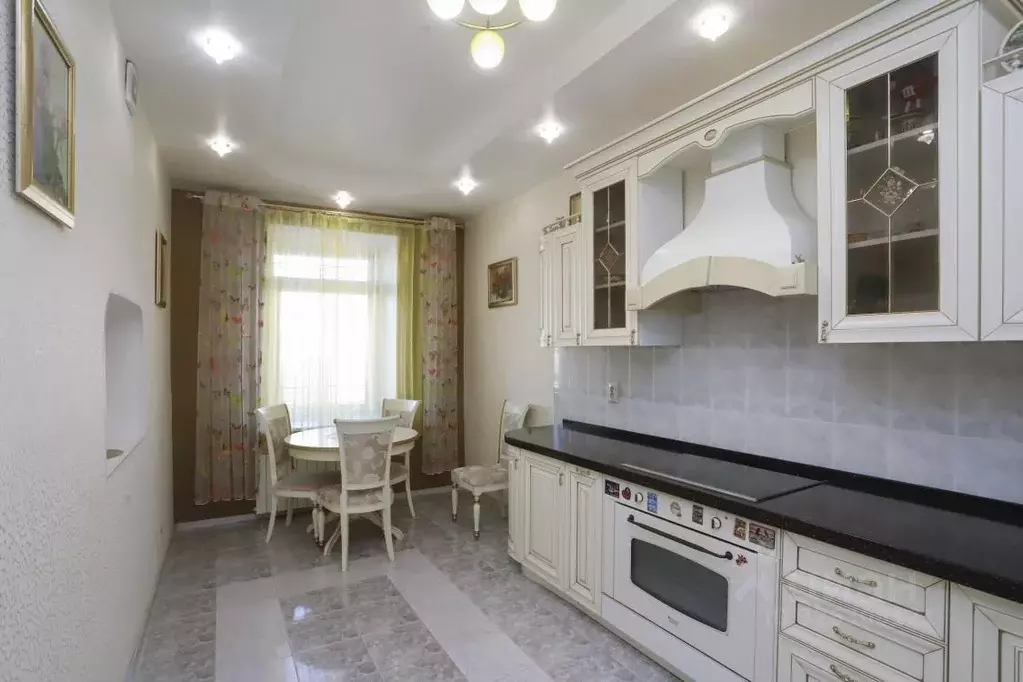 4-к кв. Иркутская область, Иркутск Байкальская ул., 248 (123.4 м) - Фото 1