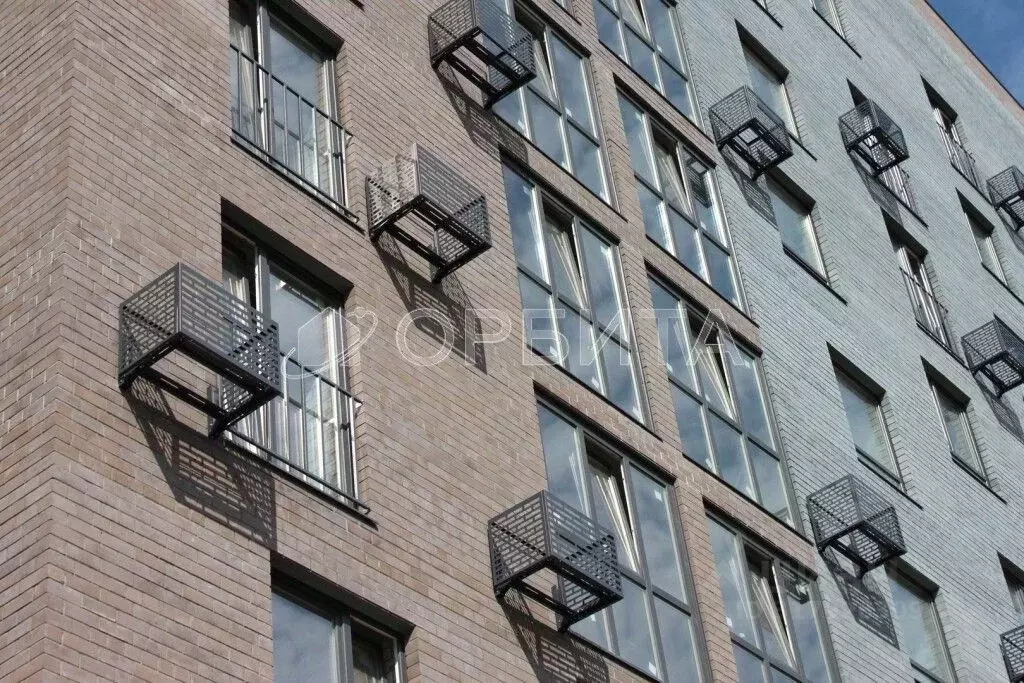 1-к кв. Тюменская область, Тюмень ул. Революции, 228к4 (33.7 м) - Фото 0