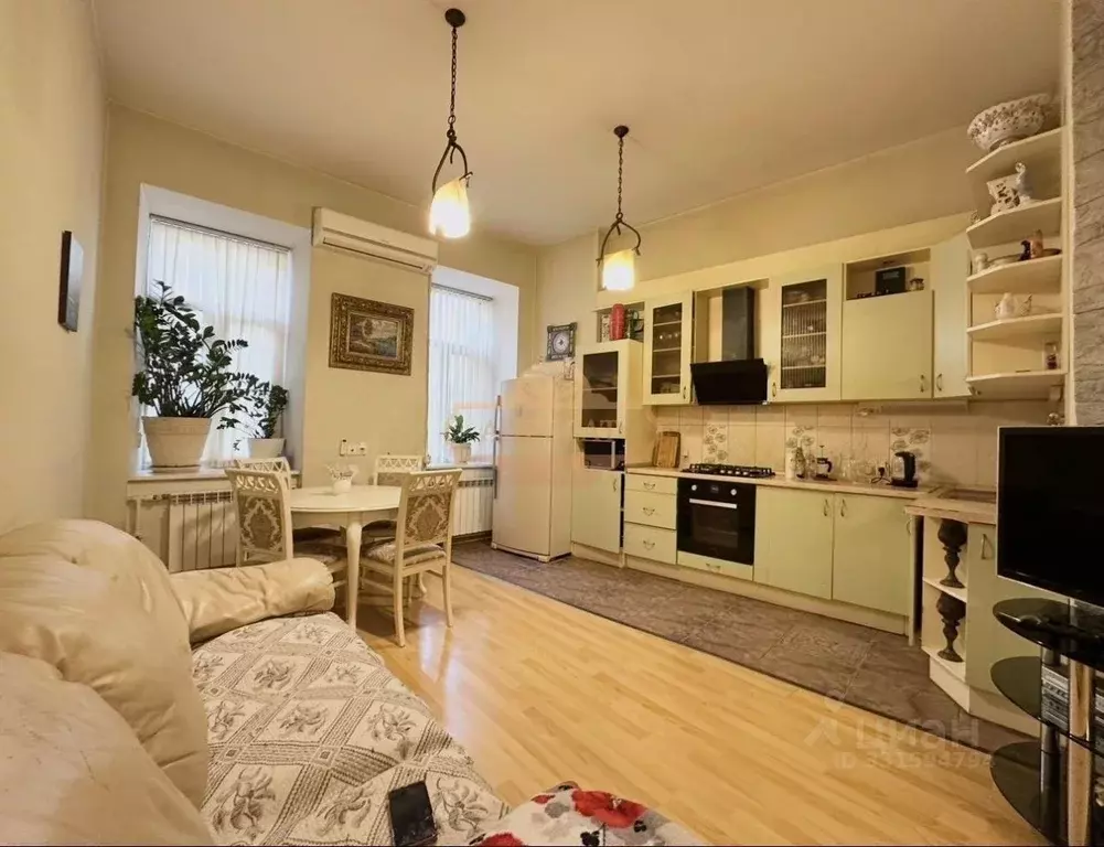 3-к кв. Санкт-Петербург 8-я Советская ул., 50 (92.2 м) - Фото 1