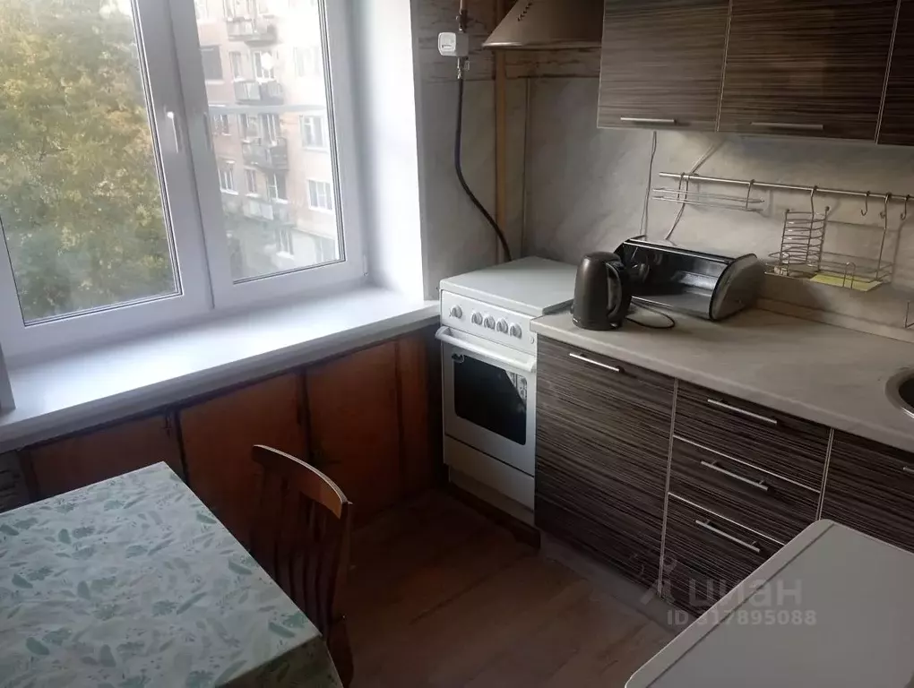 3-к кв. Ленинградская область, Гатчина Исторический район Хохлово ... - Фото 0