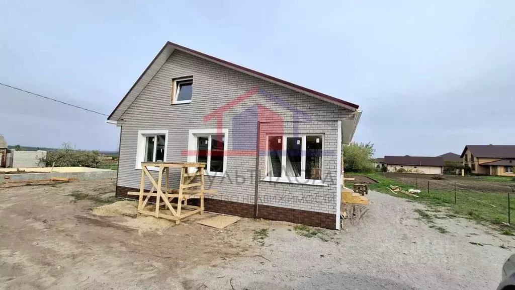 Коттедж в Белгородская область, Старооскольский городской округ, с. ... - Фото 1