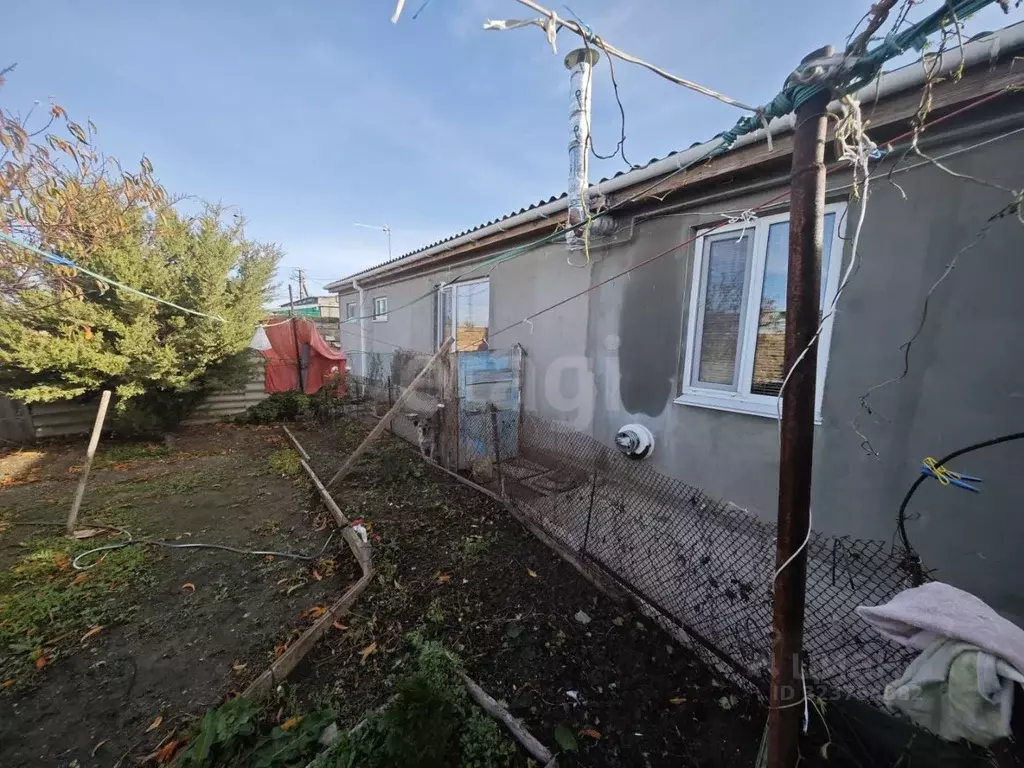 Дом в Крым, Сакский район, с. Митяево ул. Садовая (85 м) - Фото 1