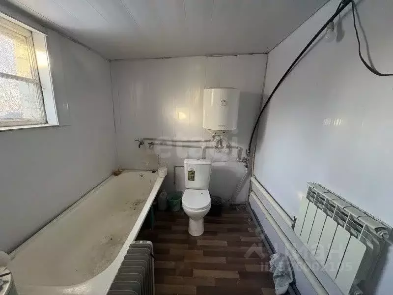 Дом в Белгородская область, Корочанский район, Афанасовское с/пос, с. ... - Фото 1