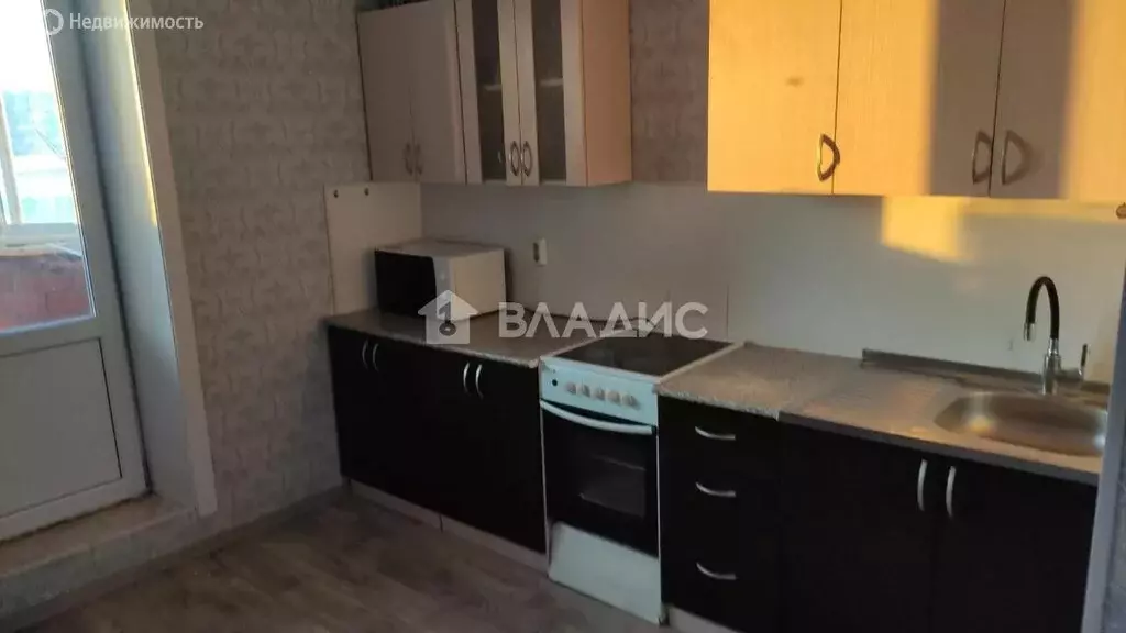 1-комнатная квартира: Благовещенск, улица Василенко, 3/3 (40 м) - Фото 2