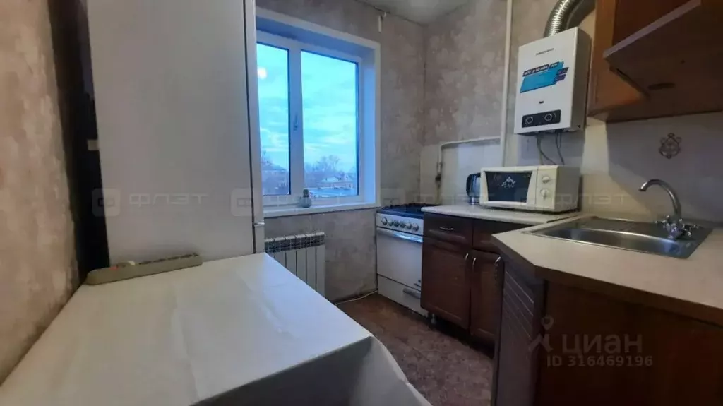 2-к кв. Татарстан, Казань Светлая ул., 28 (45.7 м) - Фото 0