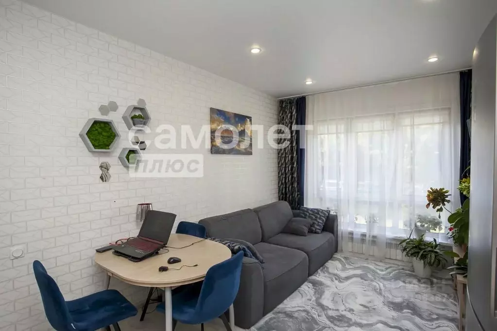 3-к кв. Кемеровская область, Кемерово Московский просп., 2Б (57.4 м) - Фото 2