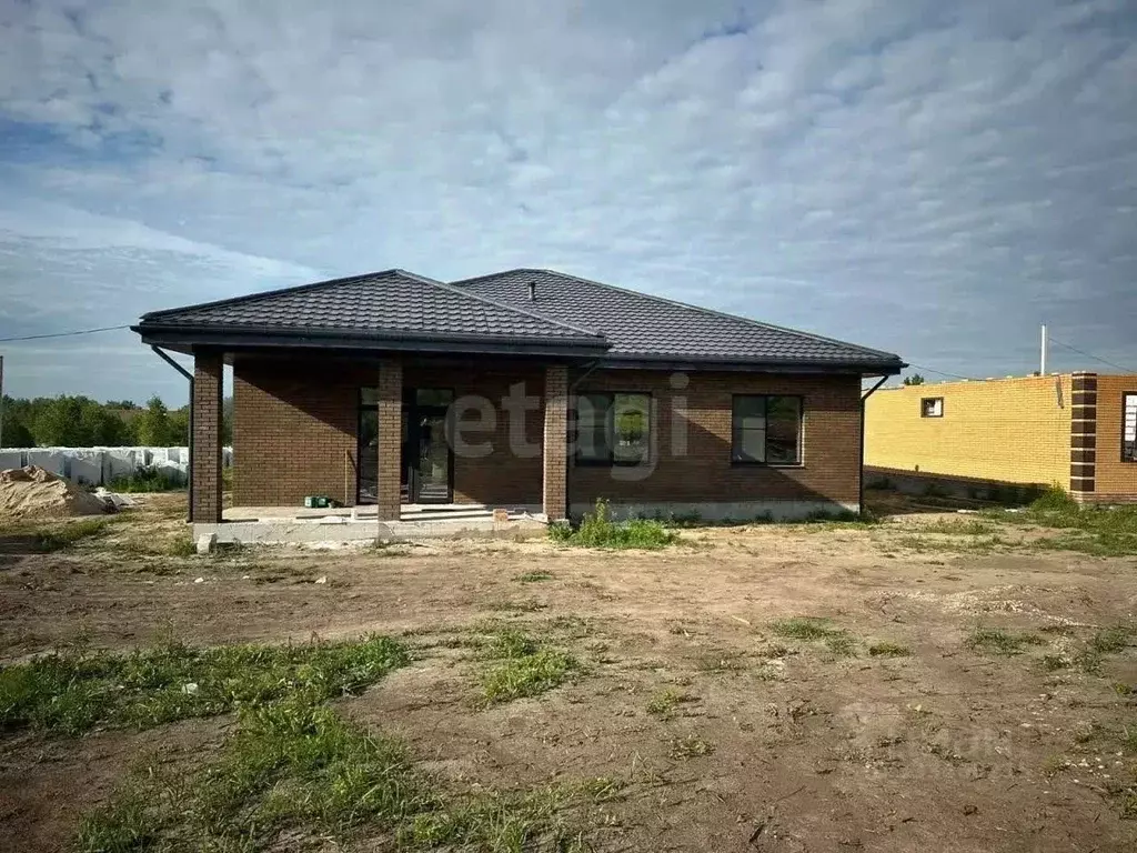 Дом в Тульская область, Тула городской округ, д. Ямны  (100 м) - Фото 1