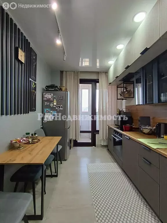 3-комнатная квартира: Кызыл, Иркутская улица, 18 (59 м) - Фото 0