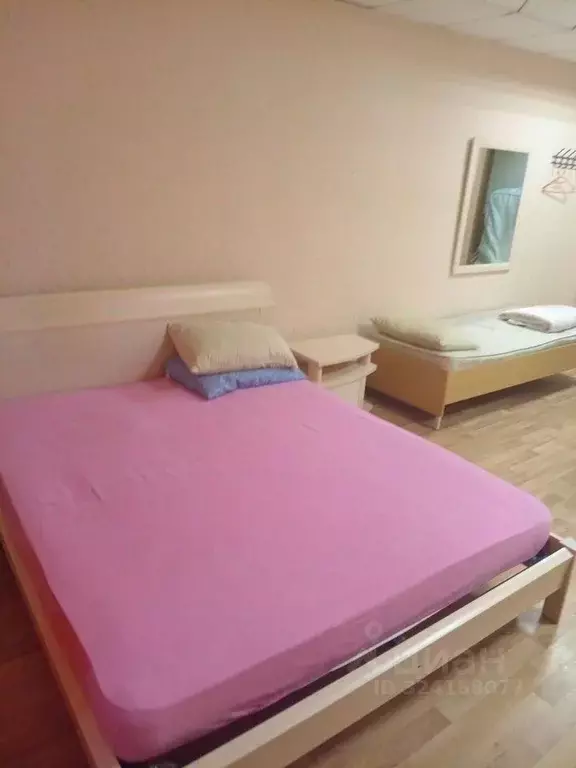 Комната Свердловская область, Екатеринбург ул. Монтерская, 3 - Фото 1