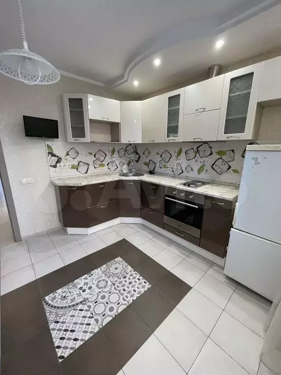 2-к. квартира, 65 м, 3/14 эт. - Фото 0