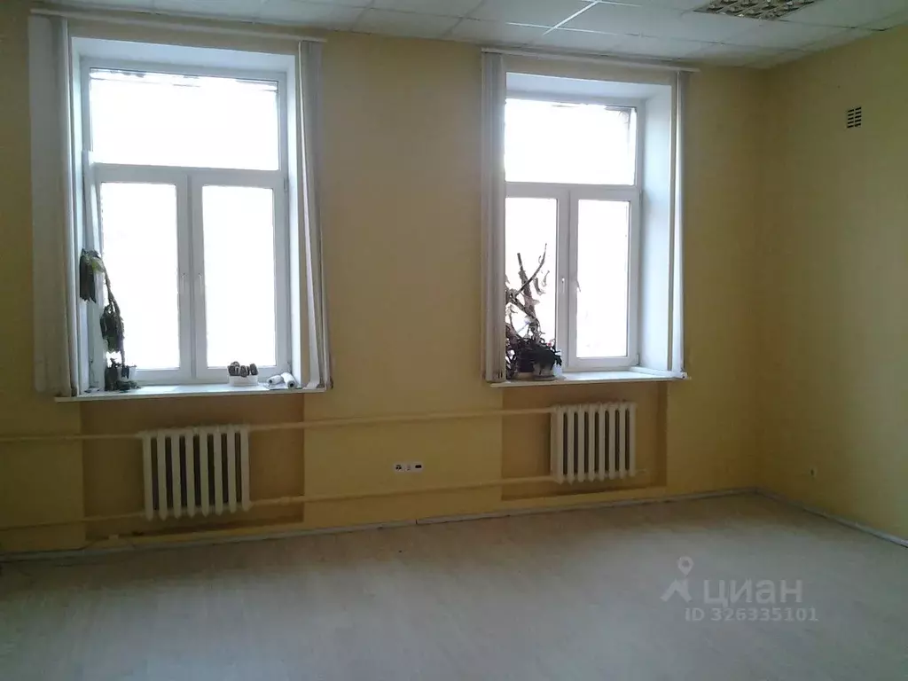 Офис в Свердловская область, Екатеринбург ул. Луначарского, 185 (51 м) - Фото 1