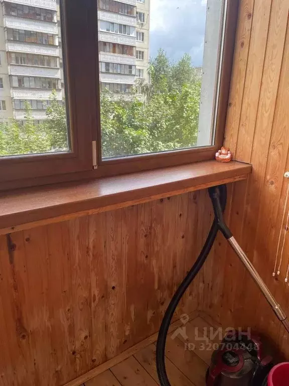 2-к кв. Курская область, Железногорск ул. Димитрова, 8к3 (61.0 м) - Фото 2