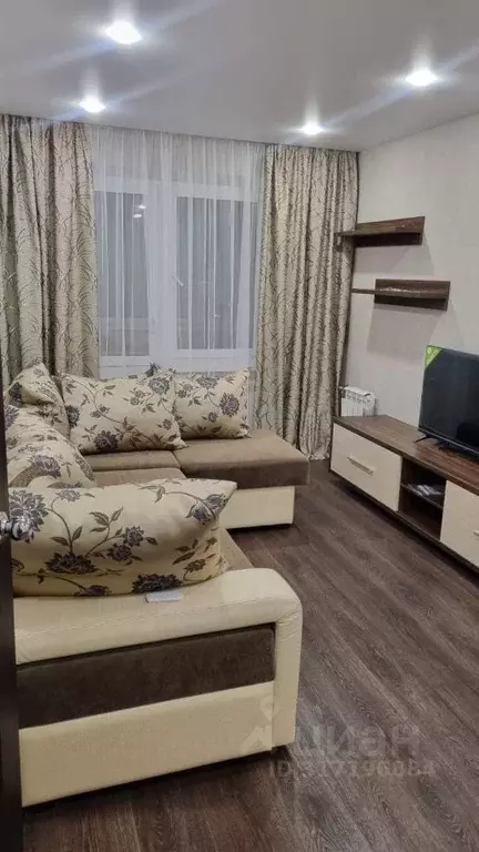 1-к кв. Татарстан, Набережные Челны 65-й комплекс, 19 (43.0 м) - Фото 0