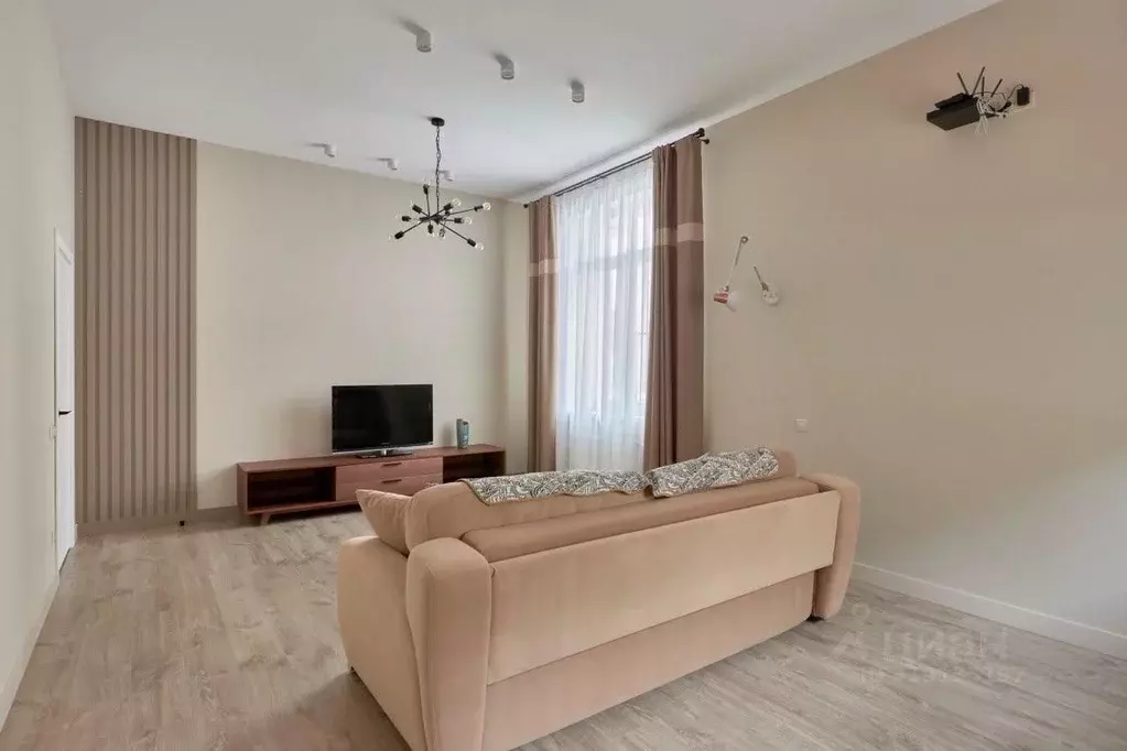 2-к кв. Татарстан, Казань ул. Вишневского, 59Ак1 (72.0 м) - Фото 1