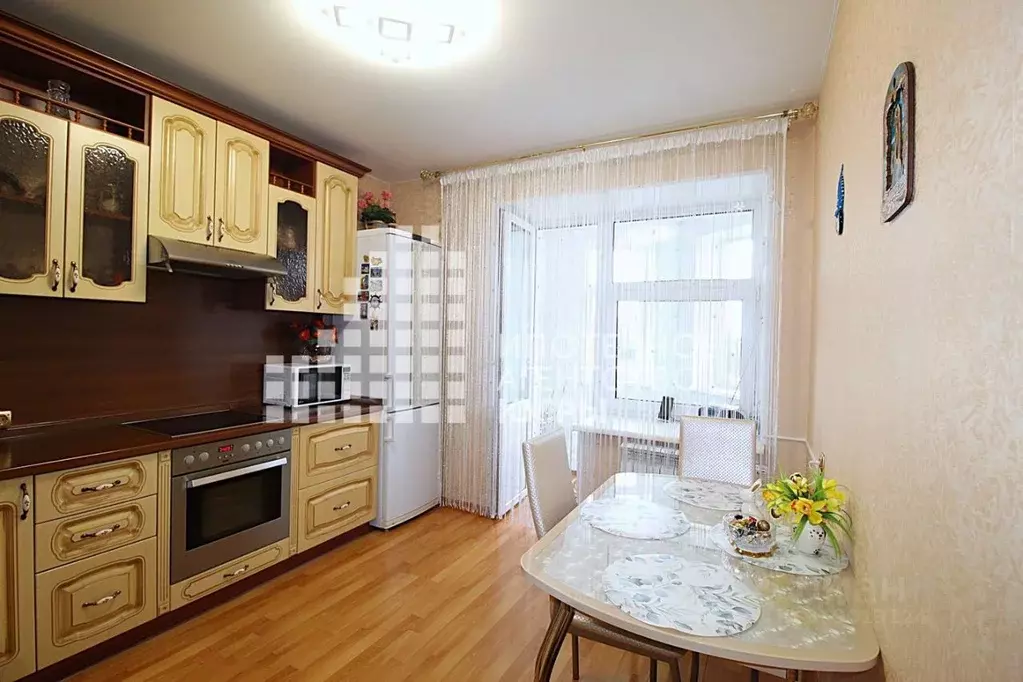 3-к кв. Ханты-Мансийский АО, Ханты-Мансийск ул. Мира, 52 (79.6 м) - Фото 1