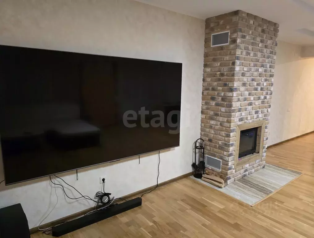 Таунхаус в Коми, Сыктывкар Кирпичная ул., 21 (244 м) - Фото 1