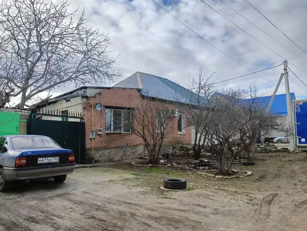 Дом в Волгоградская область, Волгоград Волочаевская ул., 33 (74 м) - Фото 0