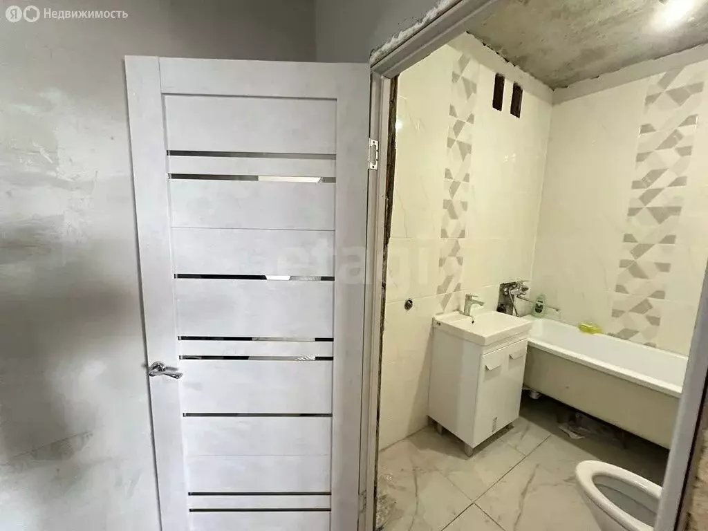 1-комнатная квартира: Иркутский муниципальный округ, рабочий посёлок ... - Фото 2