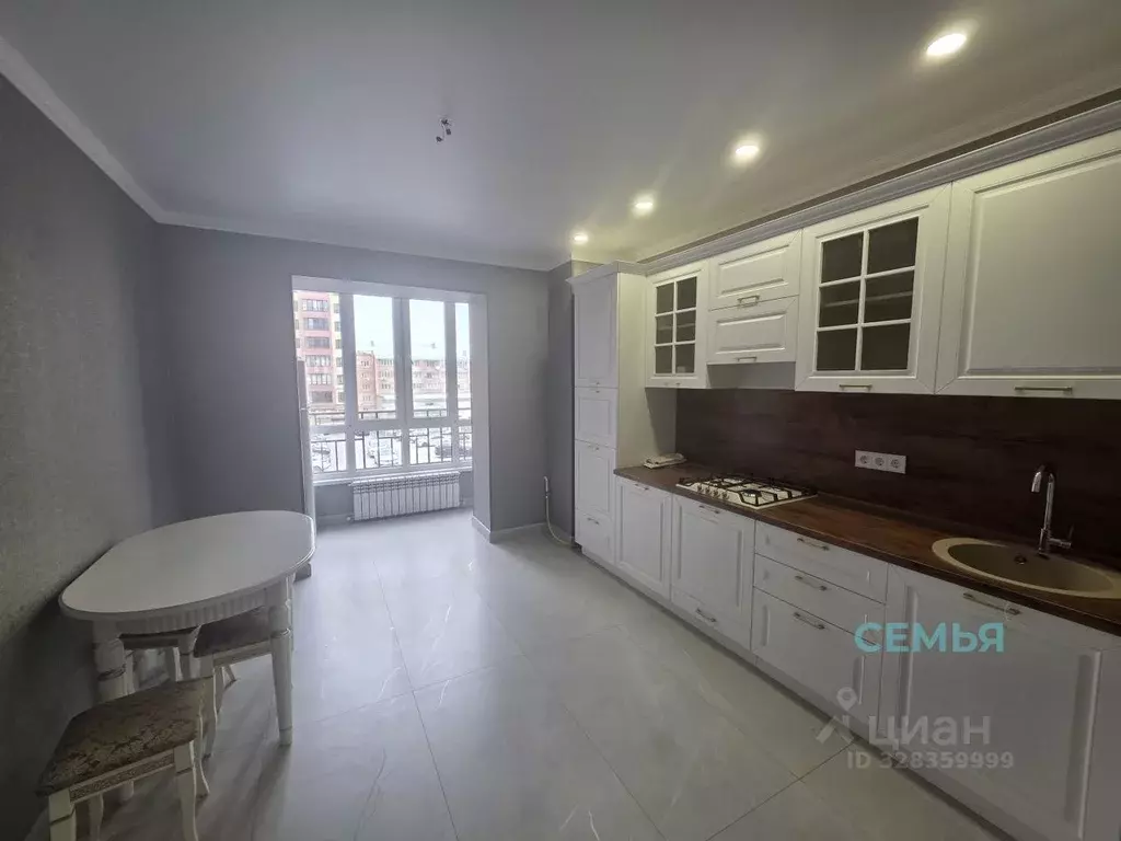 3-к кв. Северная Осетия, Владикавказ ул. Хадарцева, 10А (93.0 м) - Фото 1