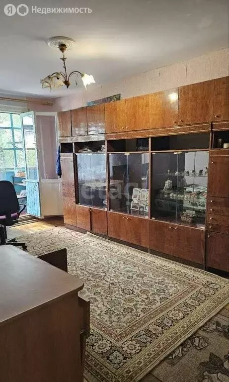 3-комнатная квартира: Шебекино, Рабочая улица, 1 (62 м) - Фото 2