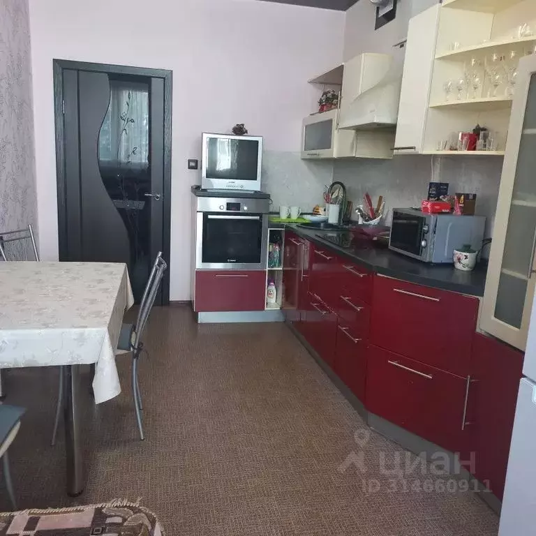 2-к кв. Владимирская область, Радужный 3-й кв-л, 33 (46.0 м) - Фото 1