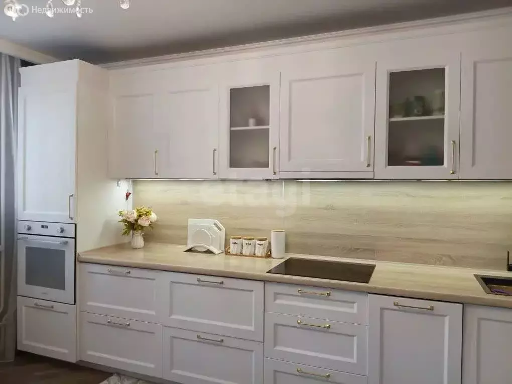 2-комнатная квартира: Тюмень, улица Монтажников, 34 (67.3 м) - Фото 2