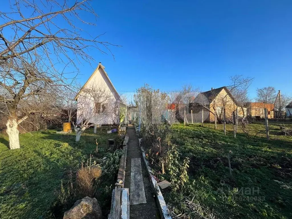 Участок в Крым, Симферопольский район, 3-й массив садовые участки ул. ... - Фото 1