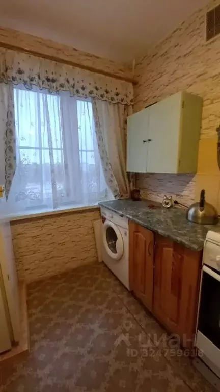 2-к кв. Нижегородская область, Нижний Новгород ул. Челюскинцев, 15 ... - Фото 1