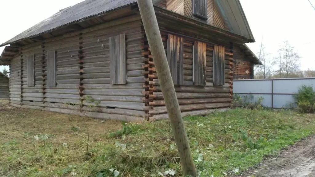 Дом в Архангельская область, Вельский район, Усть-Вельское ... - Фото 1