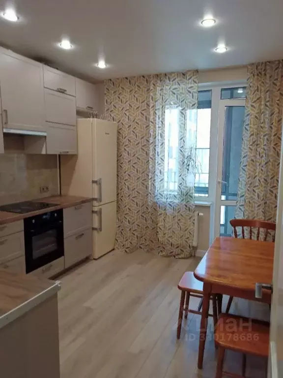 2-к кв. Санкт-Петербург ул. Парфеновская, 7к1 (57.0 м) - Фото 1