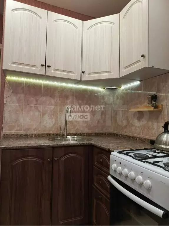 3-к. квартира, 60 м, 1/5 эт. - Фото 1