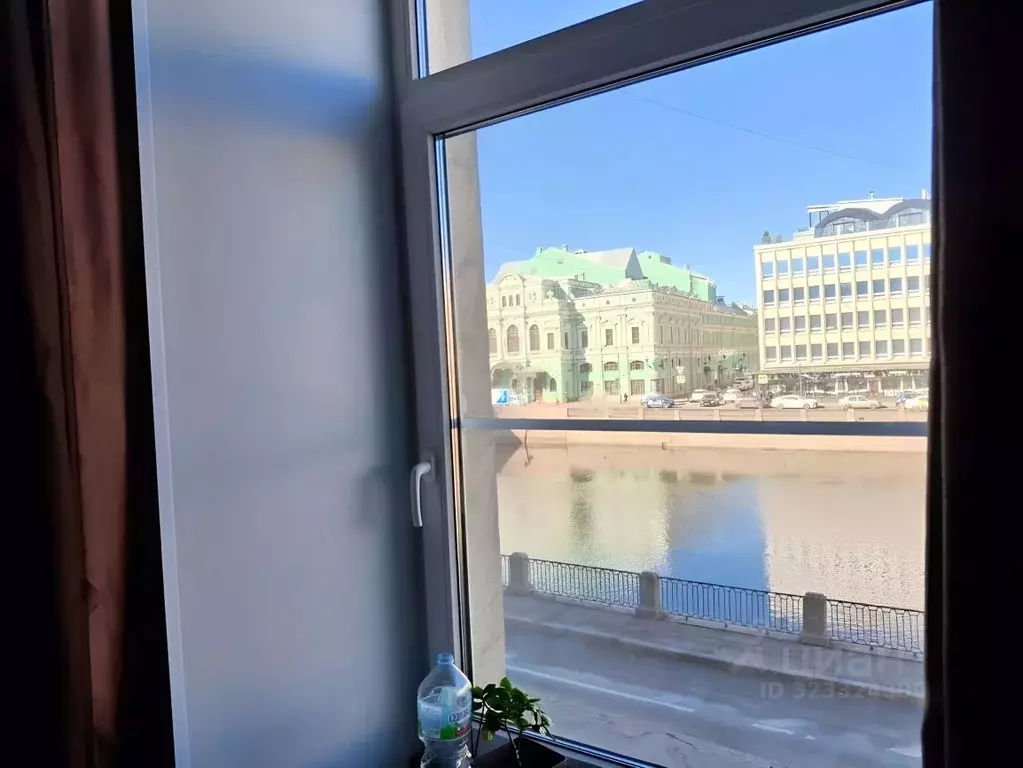 Комната Санкт-Петербург наб. Реки Фонтанки, 80/2 (37.5 м) - Фото 1