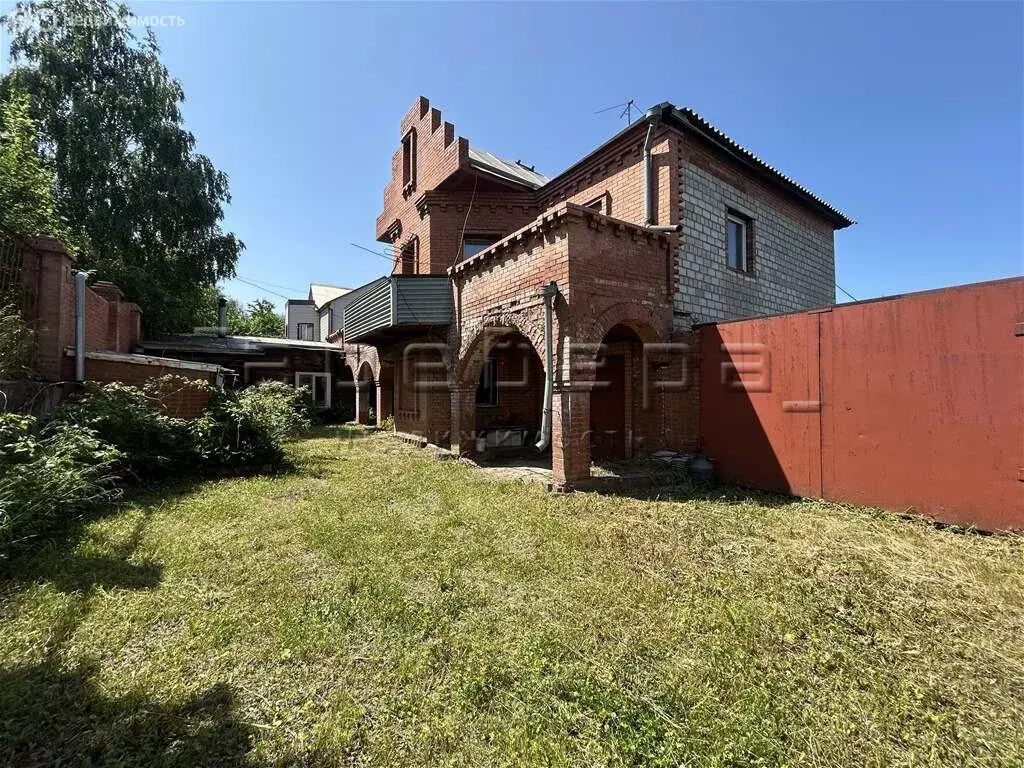 Дом в Красноярск, Сквозной проезд, 12 (253 м) - Фото 0