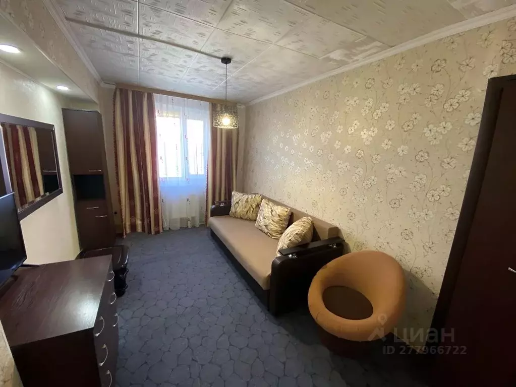 3-к кв. Крым, Симферополь ул. 51-й Армии, 47 (80.0 м) - Фото 2