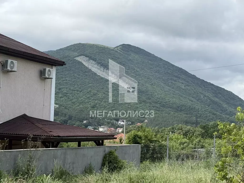 Участок в Краснодарский край, Геленджик городской округ, пос. Светлый ... - Фото 2
