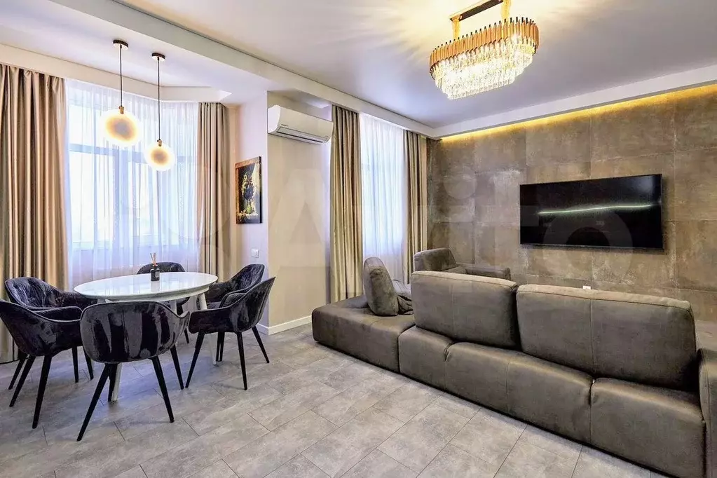 4-к. квартира, 150 м, 8/18 эт. - Фото 0