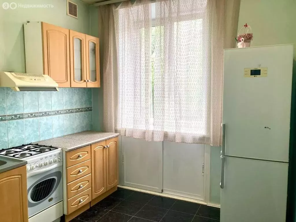 2-комнатная квартира: Челябинск, улица Гагарина, 17 (57.3 м) - Фото 0