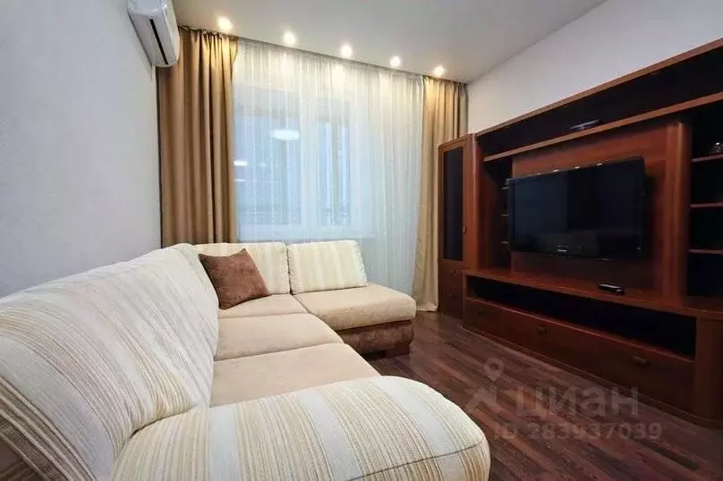 1-к кв. Татарстан, Казань ул. Родины, 24В (38.0 м) - Фото 1