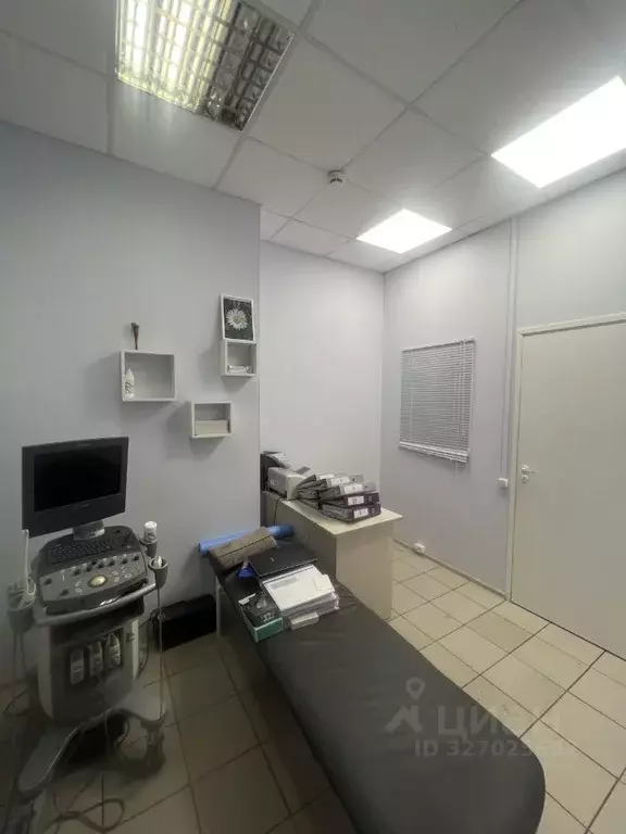 Помещение свободного назначения в Санкт-Петербург просп. ... - Фото 1