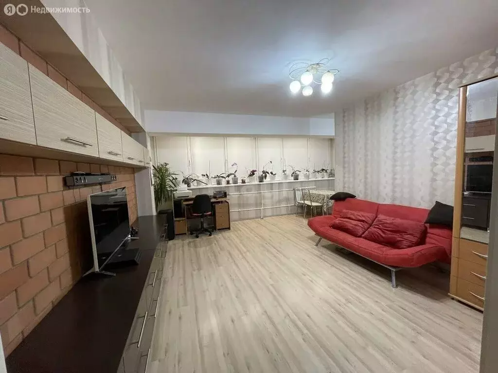 1-комнатная квартира: Иркутск, улица Ядринцева, 90 (55.5 м) - Фото 0