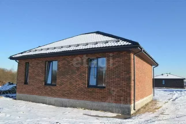 Дом в Калужская область, Ферзиковский район, Грабцево с/пос, с. ... - Фото 2