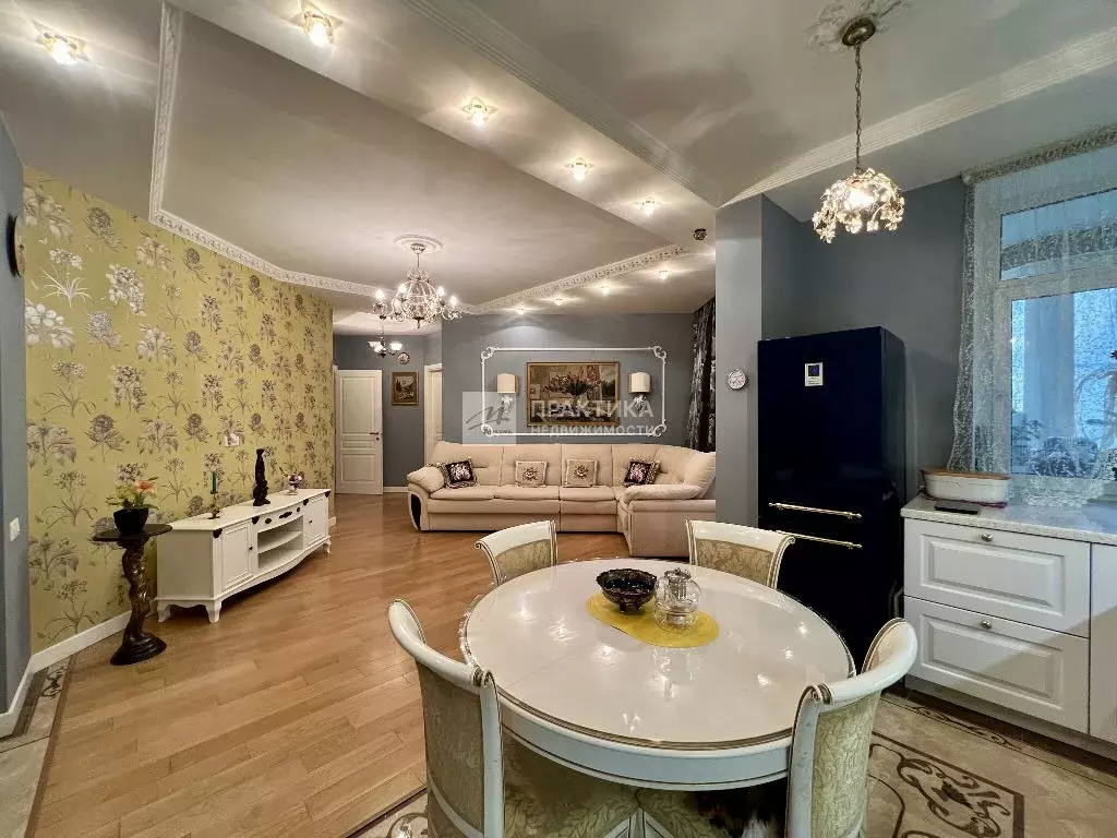 Продается 3-комнатная квартира - Фото 1