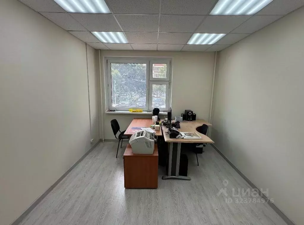 Помещение свободного назначения в Москва ул. Маршала Савицкого, 8к1 ... - Фото 1