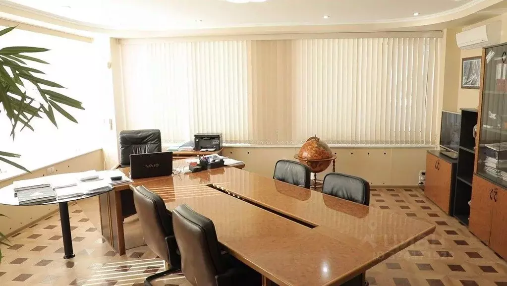 Офис в Саратовская область, Саратов ул. Имени Н.Г. Чернышевского, 94 ... - Фото 2