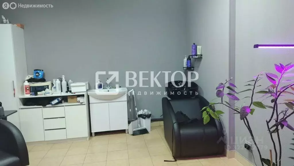 Помещение свободного назначения (67 м) - Фото 1