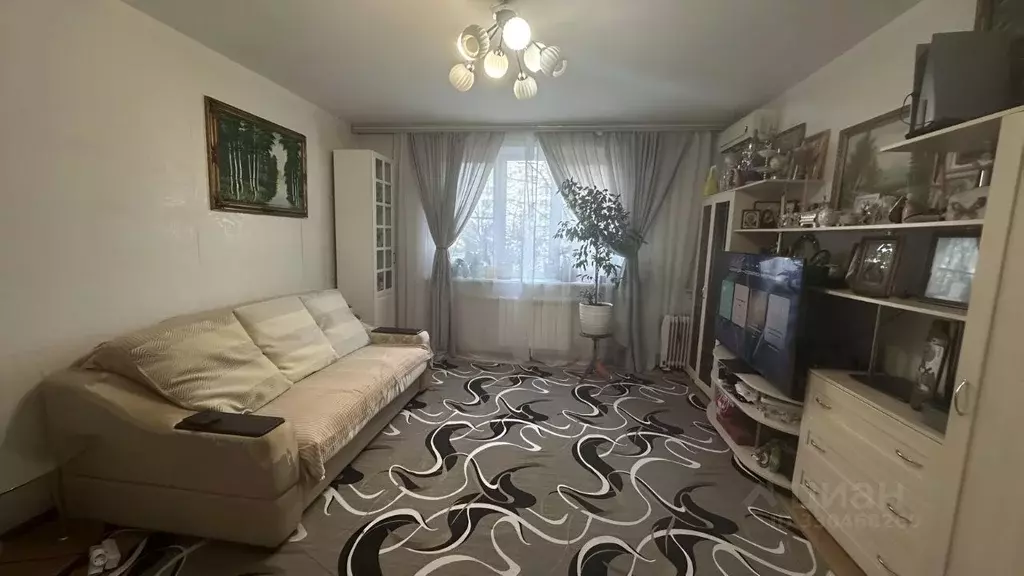 3-к кв. Москва ул. Марьинский Парк, 25К1 (81.0 м) - Фото 1